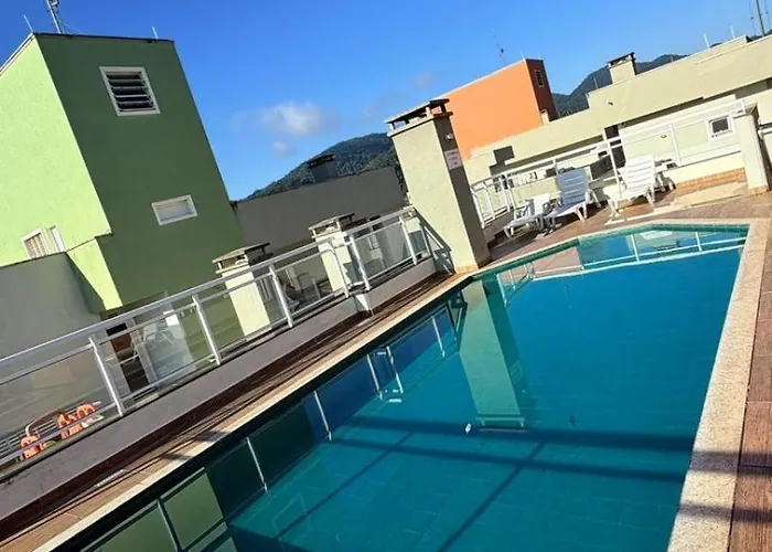 Apto Itaguá com piscina, churrasqueira e Wi-Fi Ubatuba