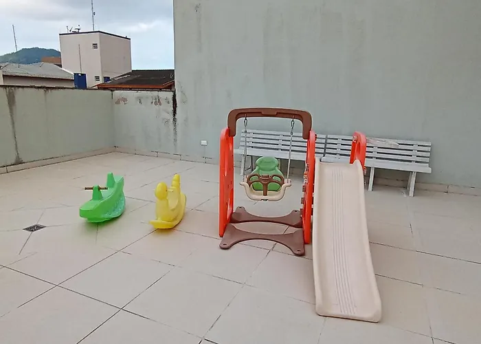 Apto Itaguá com piscina, churrasqueira e Wi-Fi Ubatuba